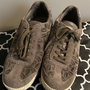 Gola Brown Leaf Pattern Sneakers